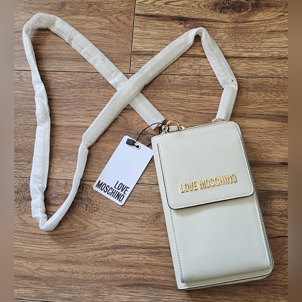 Love Moschino bag
